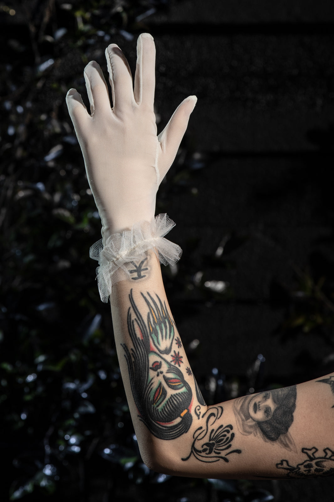 Xanthe Frill Gloves - Cream